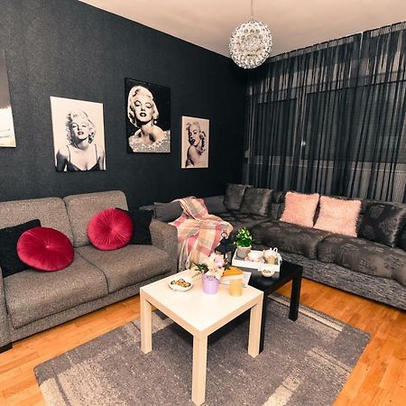 Marilyn Apartment Budva Ngoại thất bức ảnh