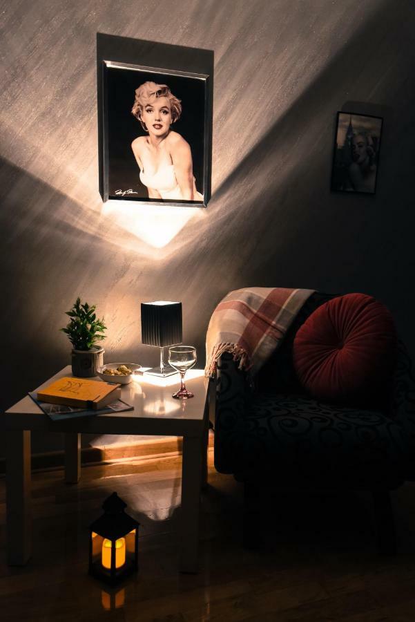 Marilyn Apartment Budva Ngoại thất bức ảnh